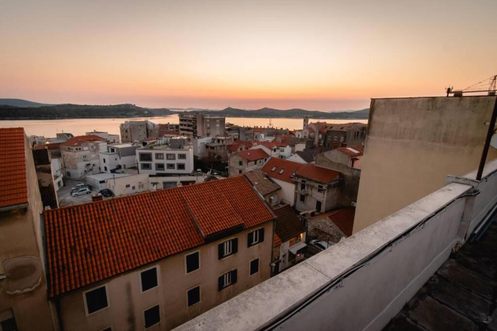 The Spot - Rooftop In The City Centre + Parking Sibenik Exterior photo